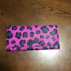 Vera Bradley wallet. Never used.